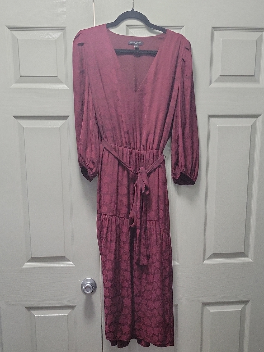Banana Republic Burgundy Floral Long Sleeve Midi Dress